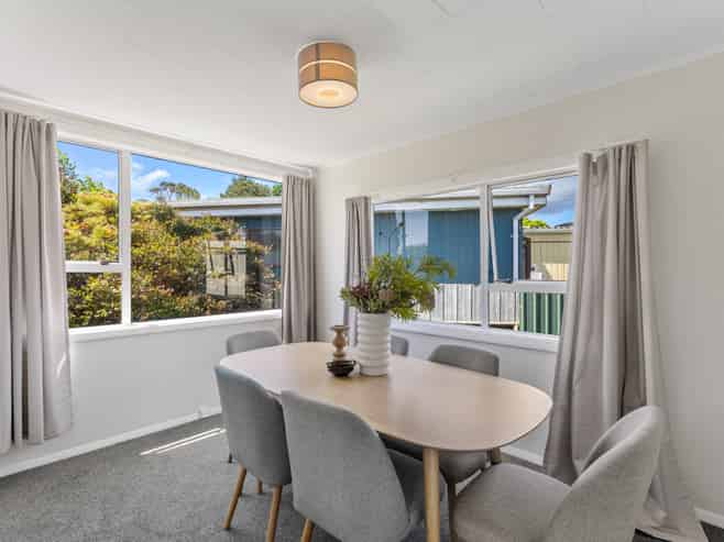 31 Moana Road, Paraparaumu