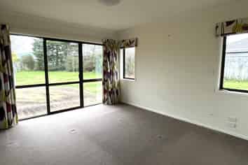 27 Carrington Drive, Carterton