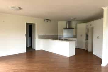 27 Carrington Drive, Carterton