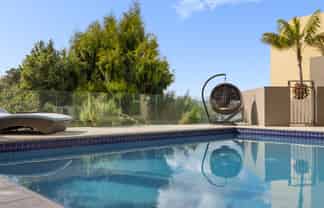 1/14 First Avenue, Avenues