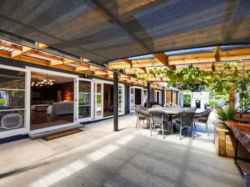 359 Newbury Line, Newbury