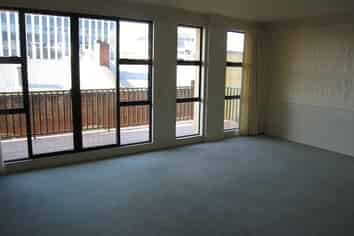 2F/6 Queen Street, Palmerston North