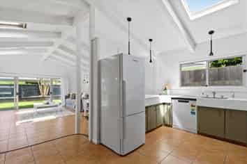 18B Levers Road, Matua