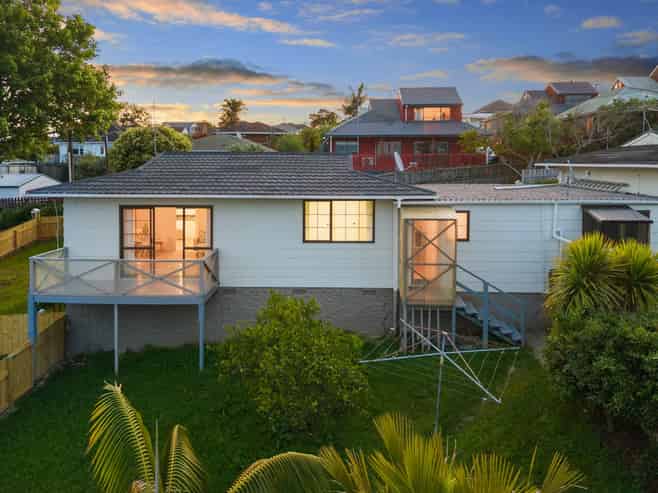 5 Denarius Lane, Glendene