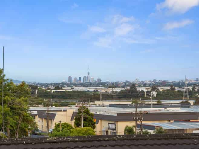 5 Denarius Lane, Glendene