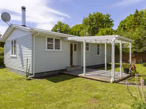 41 Te Rangitautahanga Road, Turangi