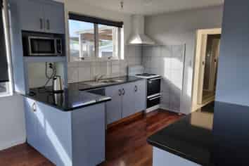 31 Porikapa Road, Owhata