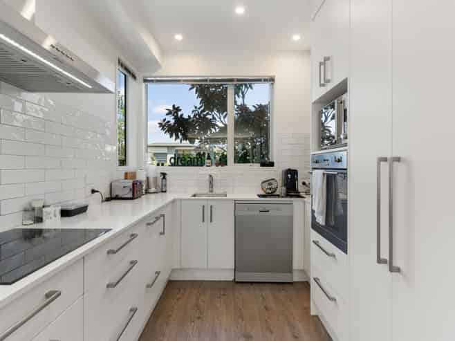 140 Seventh View Avenue, Beachlands