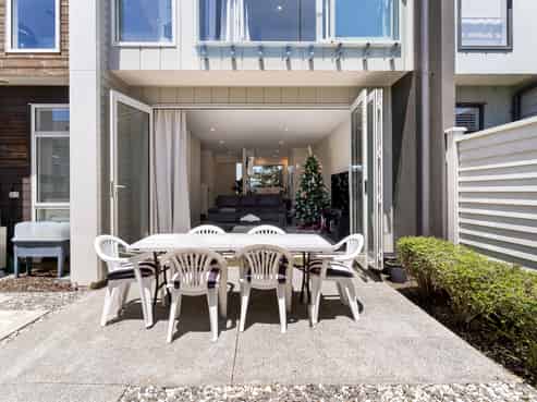 140 Seventh View Avenue, Beachlands