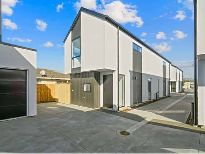 3/51 Laurence Street, Waltham