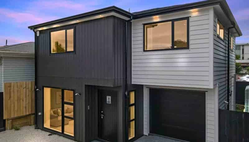 3A  Clayton Avenue, Otara