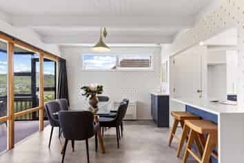 16A Indira Place, Khandallah