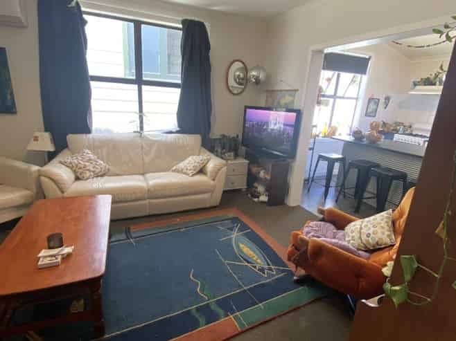 43 Hall Street, Newtown