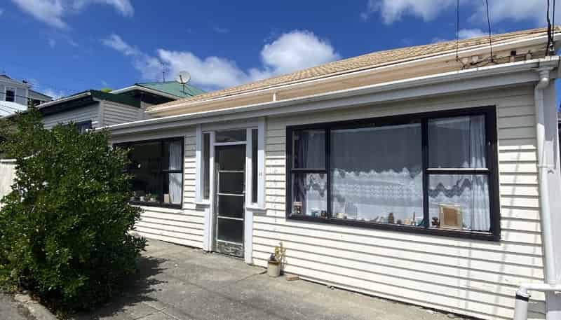 43 Hall Street, Newtown