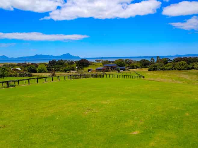 51 Cullen Road, Waipu