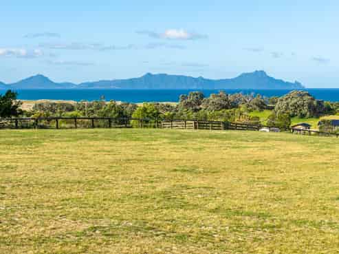 51 Cullen Road, Waipu