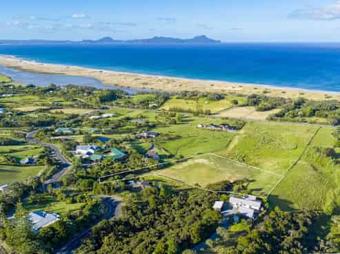 51 Cullen Road, Waipu