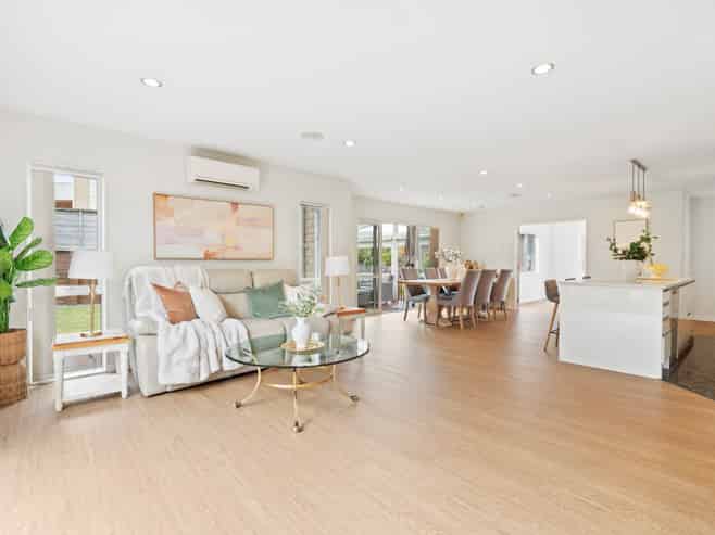 51 Sohlue Place, Oteha