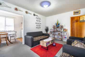 22 Laxon Avenue, Otara