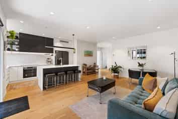 3 Sierra Pine Road, Hobsonville