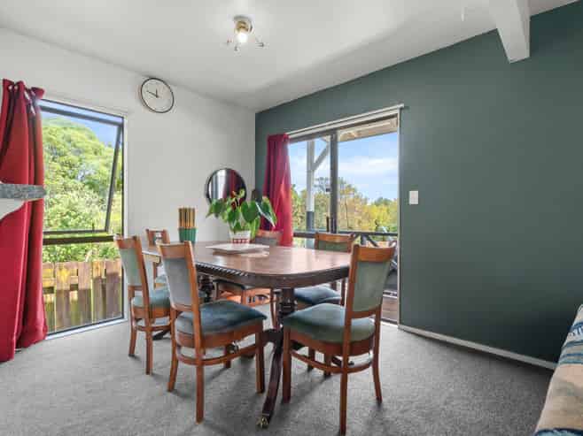 32B Sikkim Crescent, Clover Park