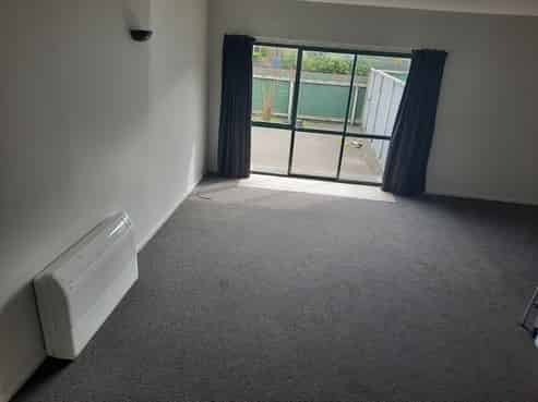 358/3 Dee Street, Avenal