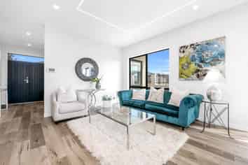 15 Drumaness Road, Flat Bush