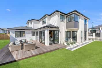 15 Drumaness Road, Flat Bush