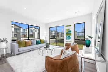 15 Drumaness Road, Flat Bush