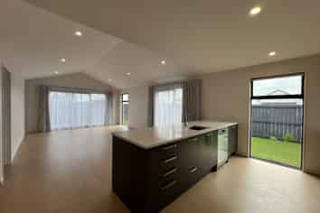 102 Skibbereen Dr, Halswell