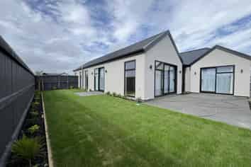 102 Skibbereen Dr, Halswell