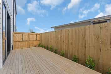 22B Justamere Place, Weymouth