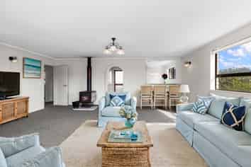 402A Ngatai Road, Bellevue