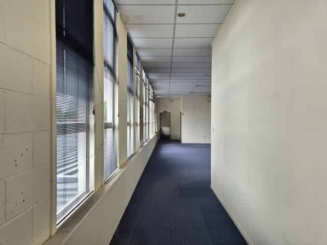 Versatile office space in Te Atatū