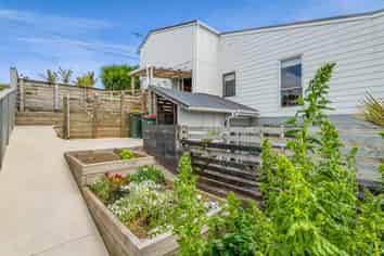 57 Queens Road, Glen Avon