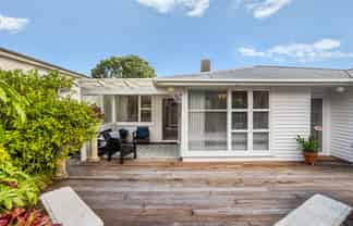 18 Selwyn Crescent, Forrest Hill