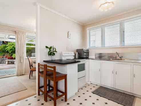 18 Selwyn Crescent, Forrest Hill