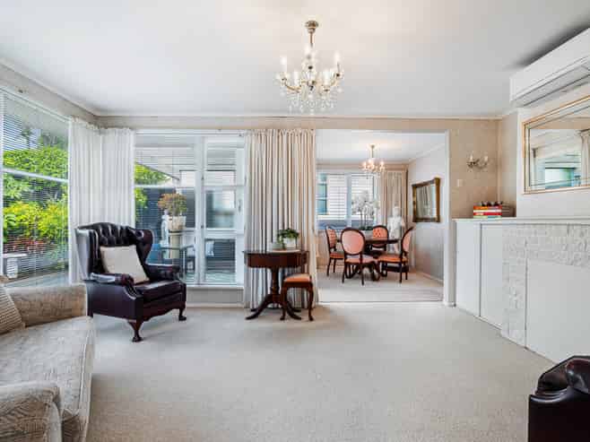 18 Selwyn Crescent, Forrest Hill