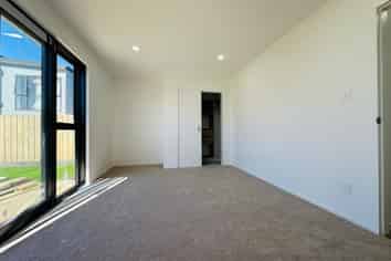 C/1 Edwards Ave, Henderson