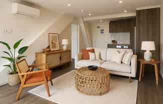 704/2b Augustus Terrace, Parnell