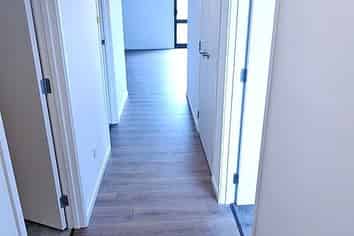 13 Metoriti Crescent, Karaka