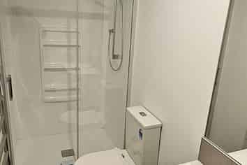 13 Metoriti Crescent, Karaka