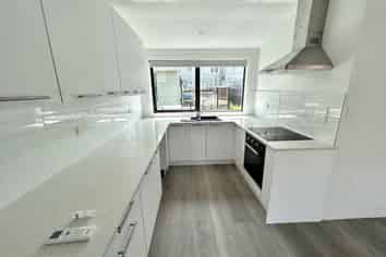 11B Collett Road, Otara