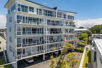6/22 Cliff Road, Tauranga Central