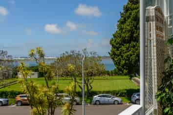 6/22 Cliff Road, Tauranga Central