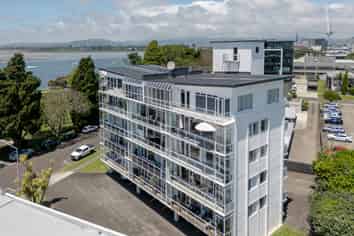 6/22 Cliff Road, Tauranga Central