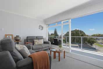 11/22 Cliff Road, Tauranga Central