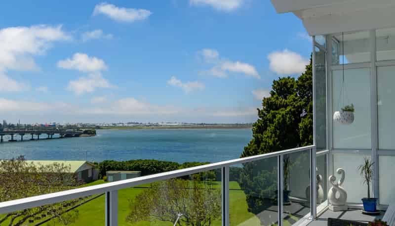11/22 Cliff Road, Tauranga Central