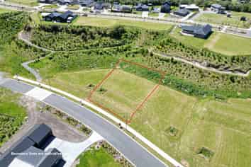 16 Otaketake Drive, Kinloch