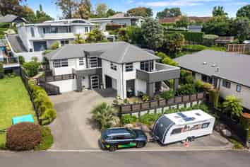 37 Contour Avenue, Pyes Pa